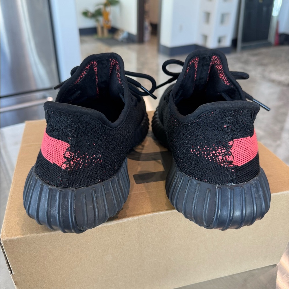 Adidas Yeezy Boost 350 V2 Black Red Stripe Men’s Size 7 1/2 Women’s 9 Sneakers - Picture 5 of 10